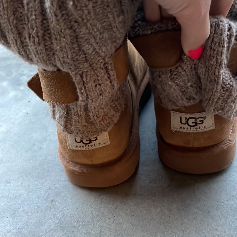 Ugg Shoes - image 5